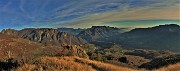 63 Val Taleggio e i suoi monti, da sx Venturosa, Cancervo, Alben, Sornadello, I canti 